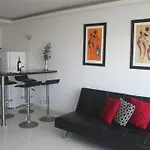 Apartamentos Frente Al Mar, El Nuevo Conquistador