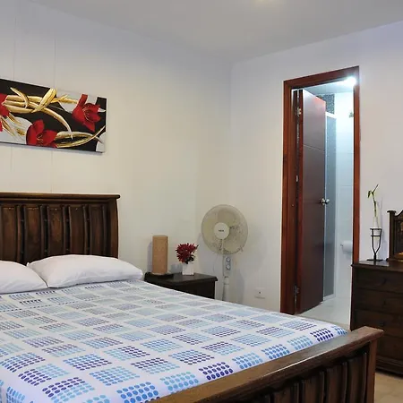 Frente Al Mar, El Nuevo Conquistador Apartment Cartagena