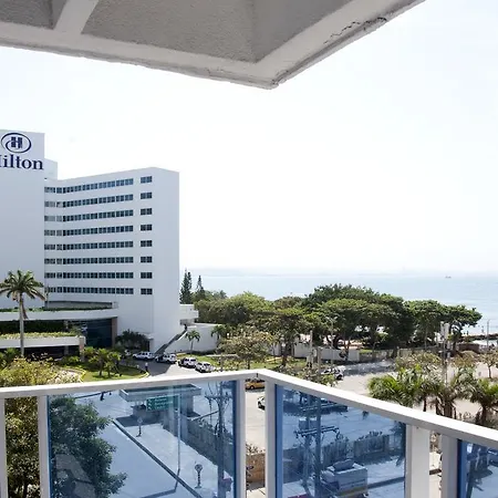 Frente Al Mar, El Nuevo Conquistador Apartamento *